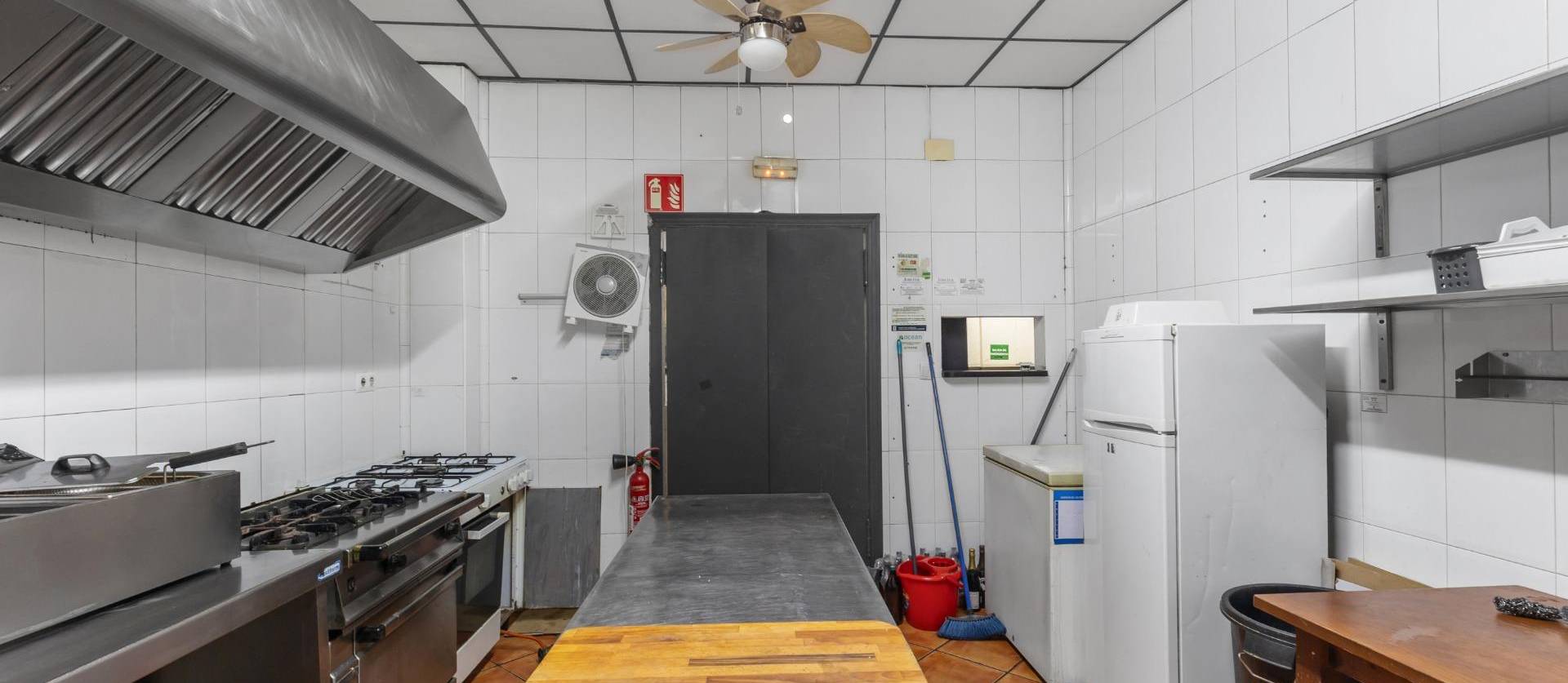 Venta - Comercial - Torrevieja - Estacion de autobuses