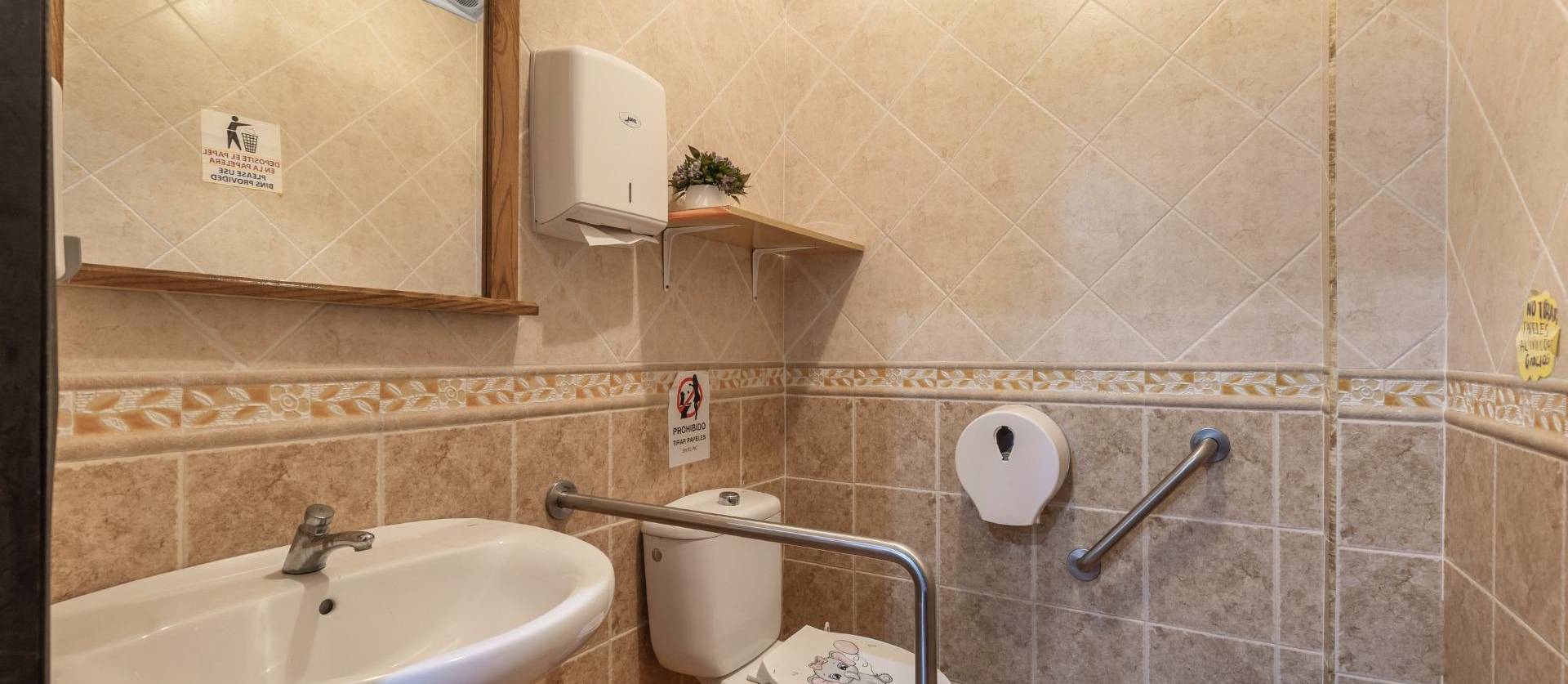 Venta - Comercial - Torrevieja - Estacion de autobuses