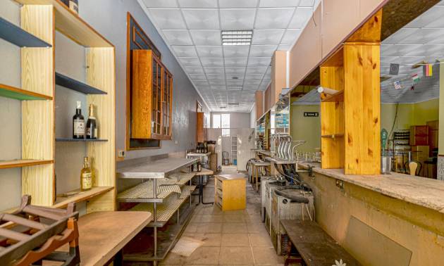 Sale - Commercial - Torrevieja - Playa del cura