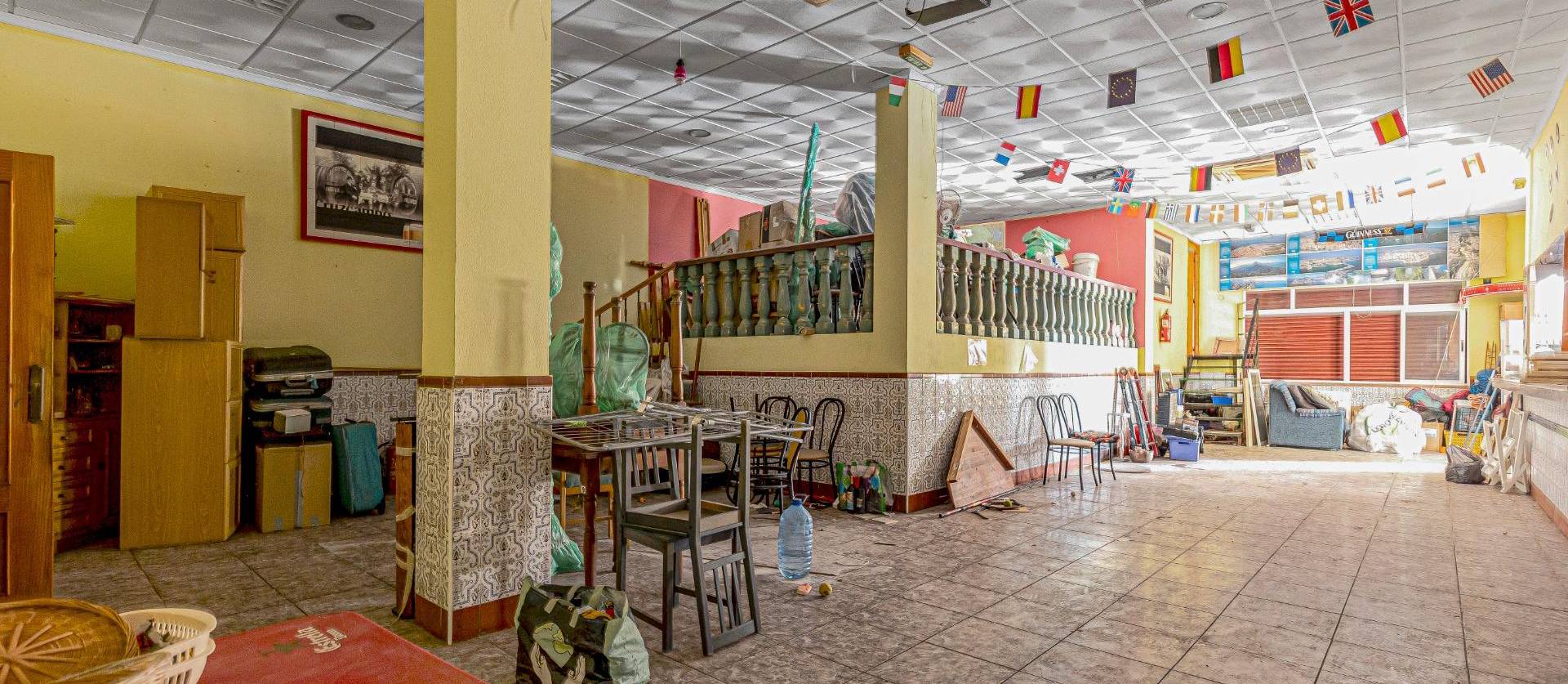 Sale - Commercial - Torrevieja - Playa del cura