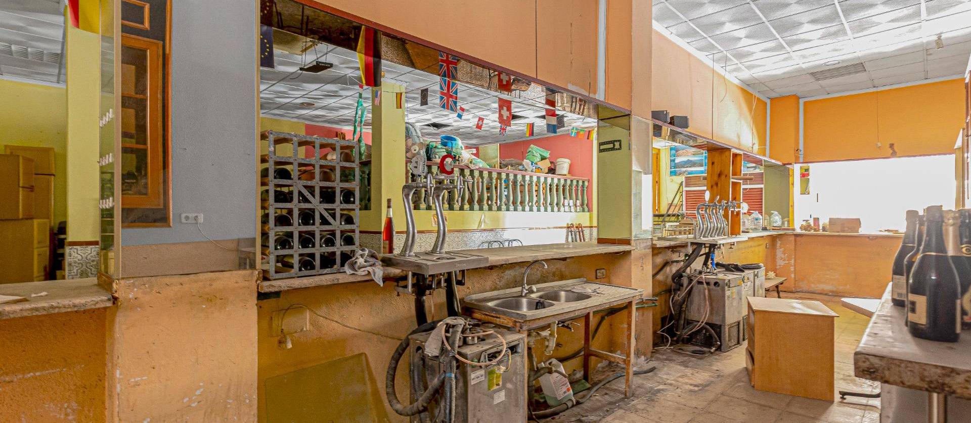 Sale - Commercial - Torrevieja - Playa del cura