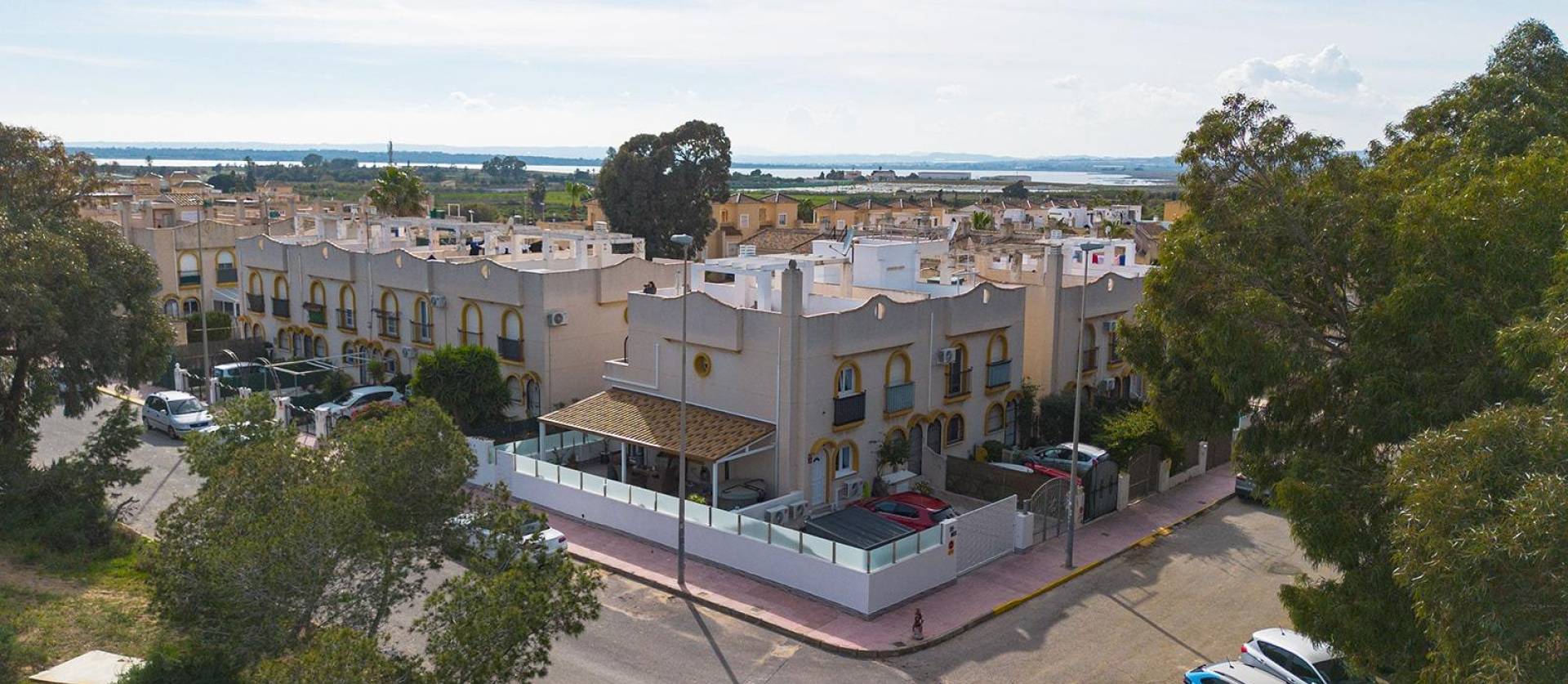 Sale - Villa - Guardamar del Segura - Urbanizaciones