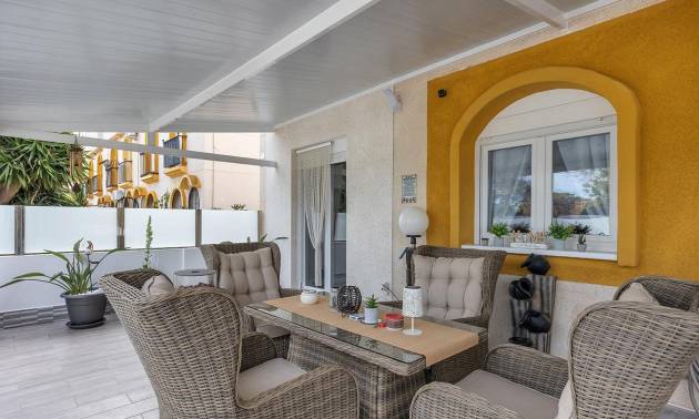 Sale - Villa - Guardamar del Segura - Urbanizaciones