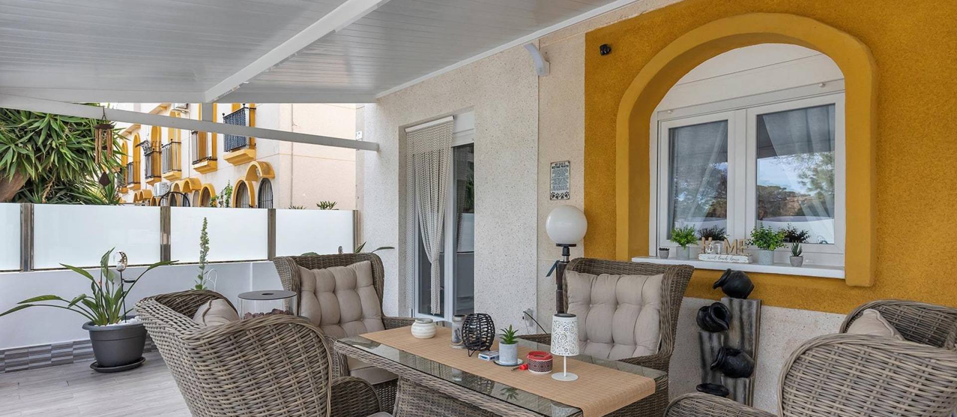 Sale - Villa - Guardamar del Segura - Urbanizaciones