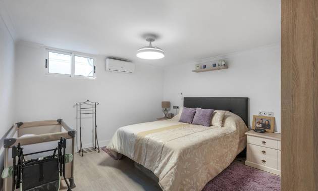 Sale - Villa - Guardamar del Segura - Urbanizaciones