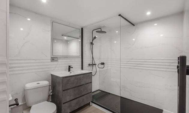 Sale - Villa - Guardamar del Segura - Urbanizaciones