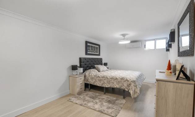 Sale - Villa - Guardamar del Segura - Urbanizaciones