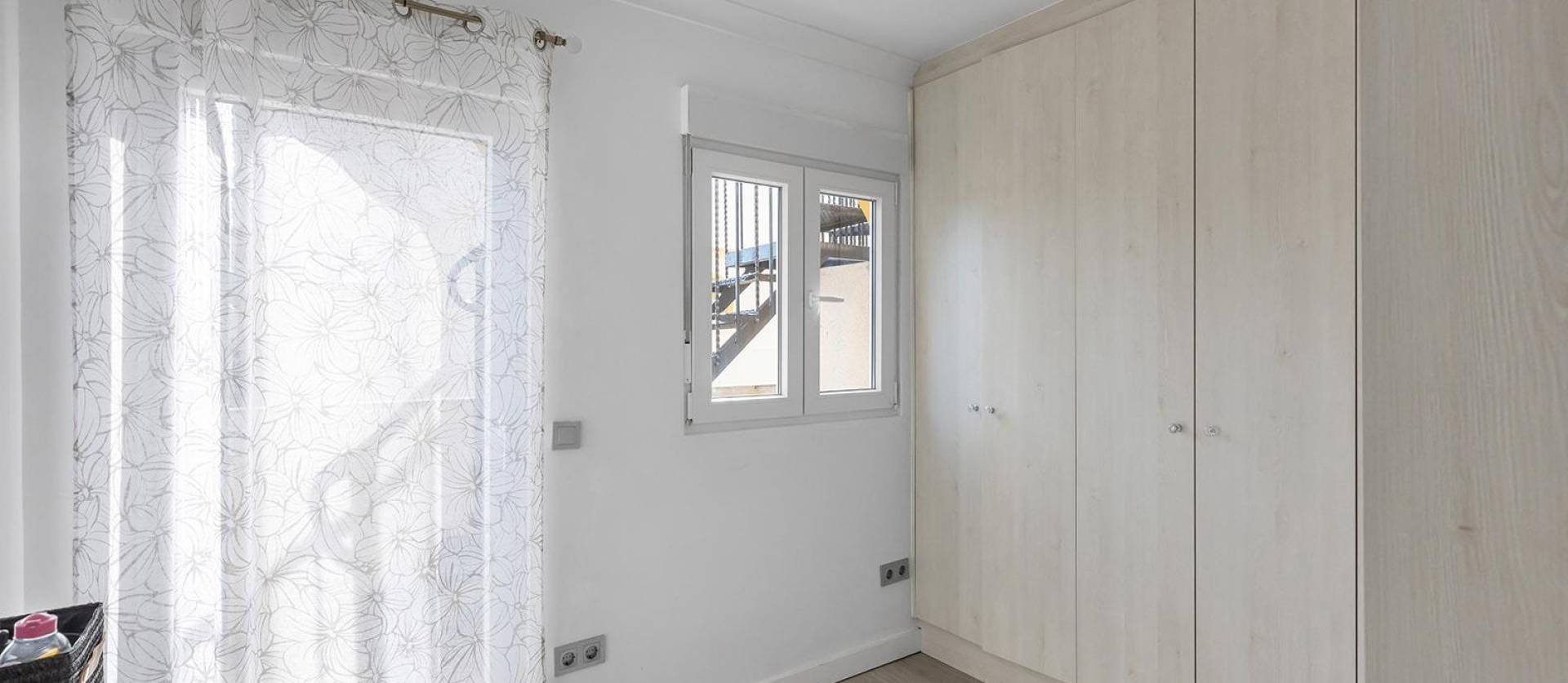 Sale - Villa - Guardamar del Segura - Urbanizaciones