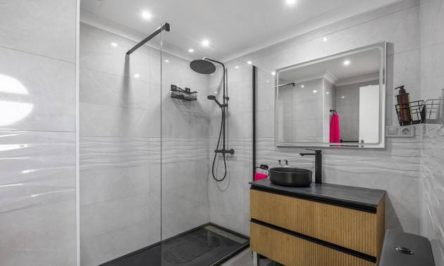 Sale - Villa - Guardamar del Segura - Urbanizaciones