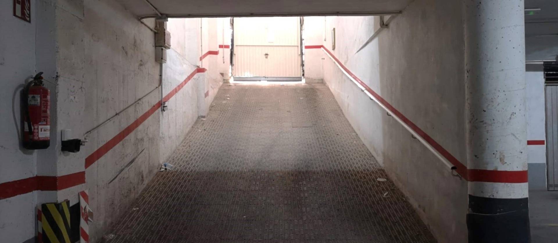 Revente - Commercial - Torrevieja - Playa de los locos