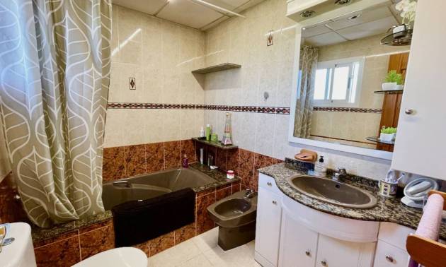 Revente - Villa - Orihuela