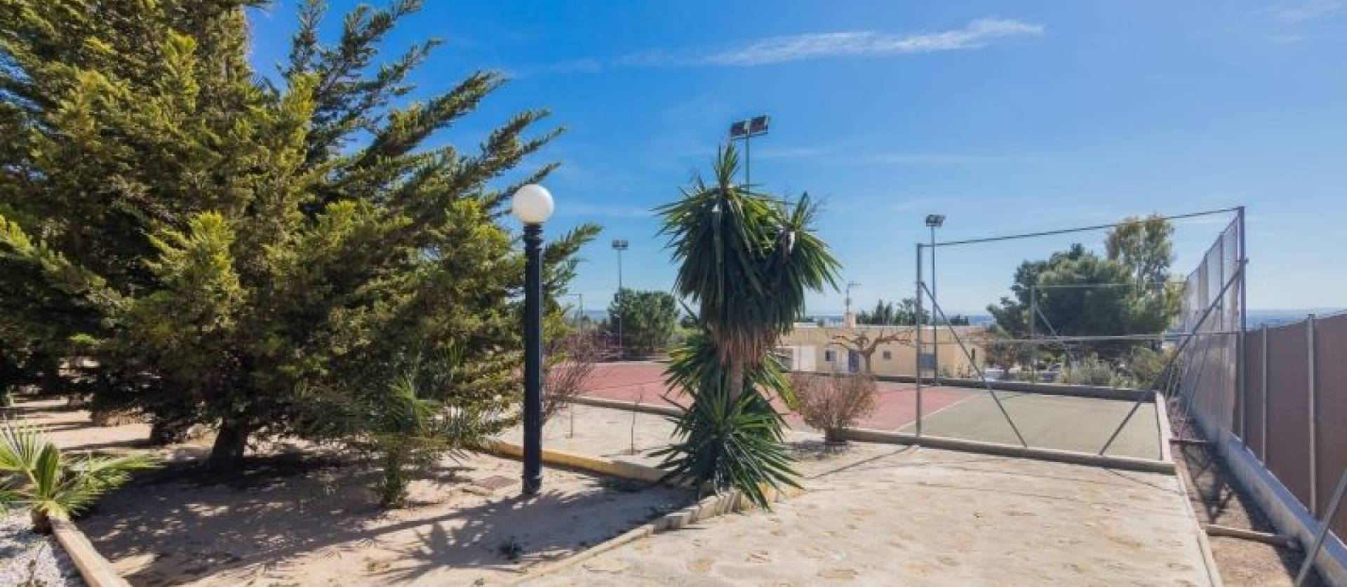 Revente - Villa - Elche