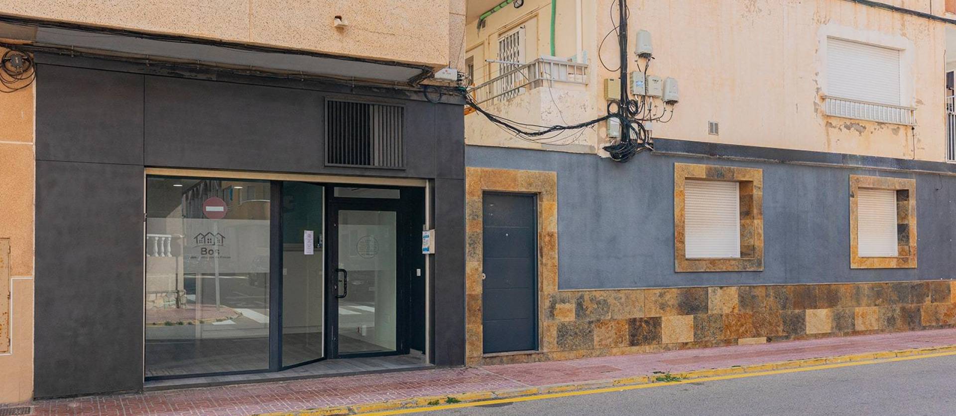 Revente - Commercial - Torrevieja - La Mata pueblo