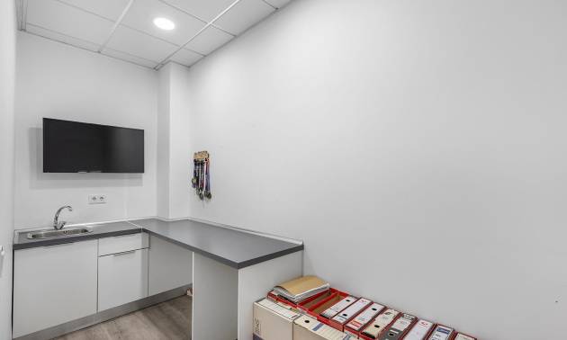 Revente - Commercial - Torrevieja - La Mata pueblo