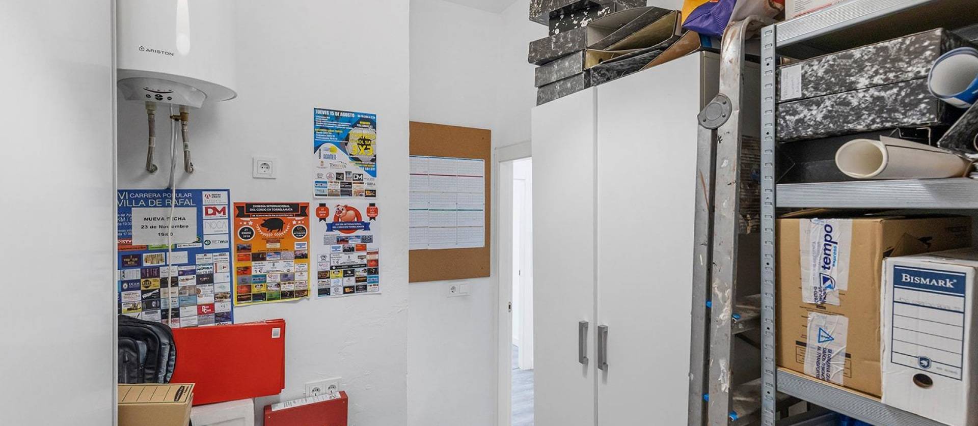 Revente - Commercial - Torrevieja - La Mata pueblo