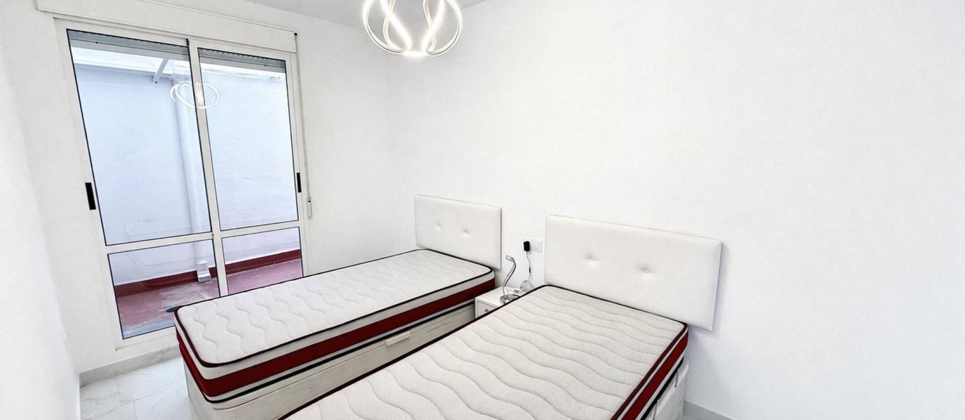 Venta - Apartment - Torrevieja - Parque de las Naciones