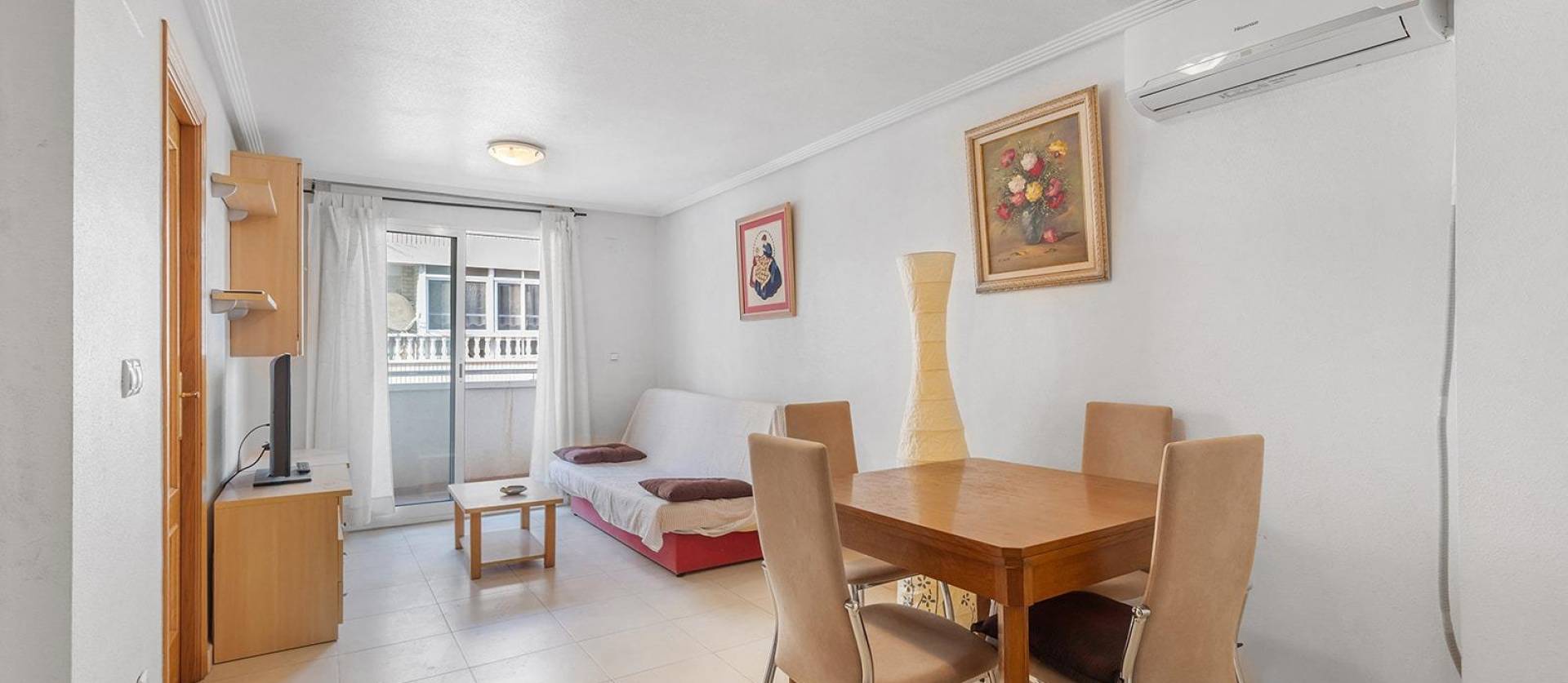 Sale - Apartment - Torrevieja - Centro
