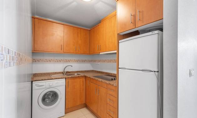 Sale - Apartment - Torrevieja - Centro