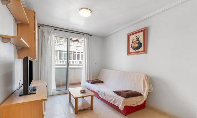 Sale - Apartment - Torrevieja - Centro