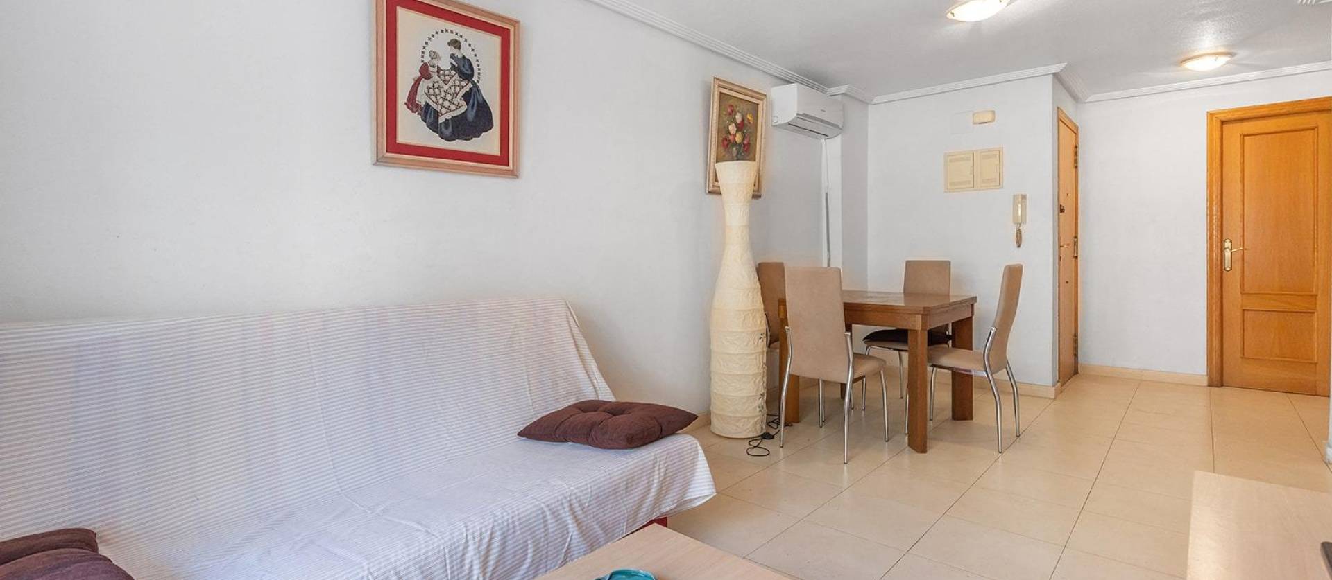 Sale - Apartment - Torrevieja - Centro