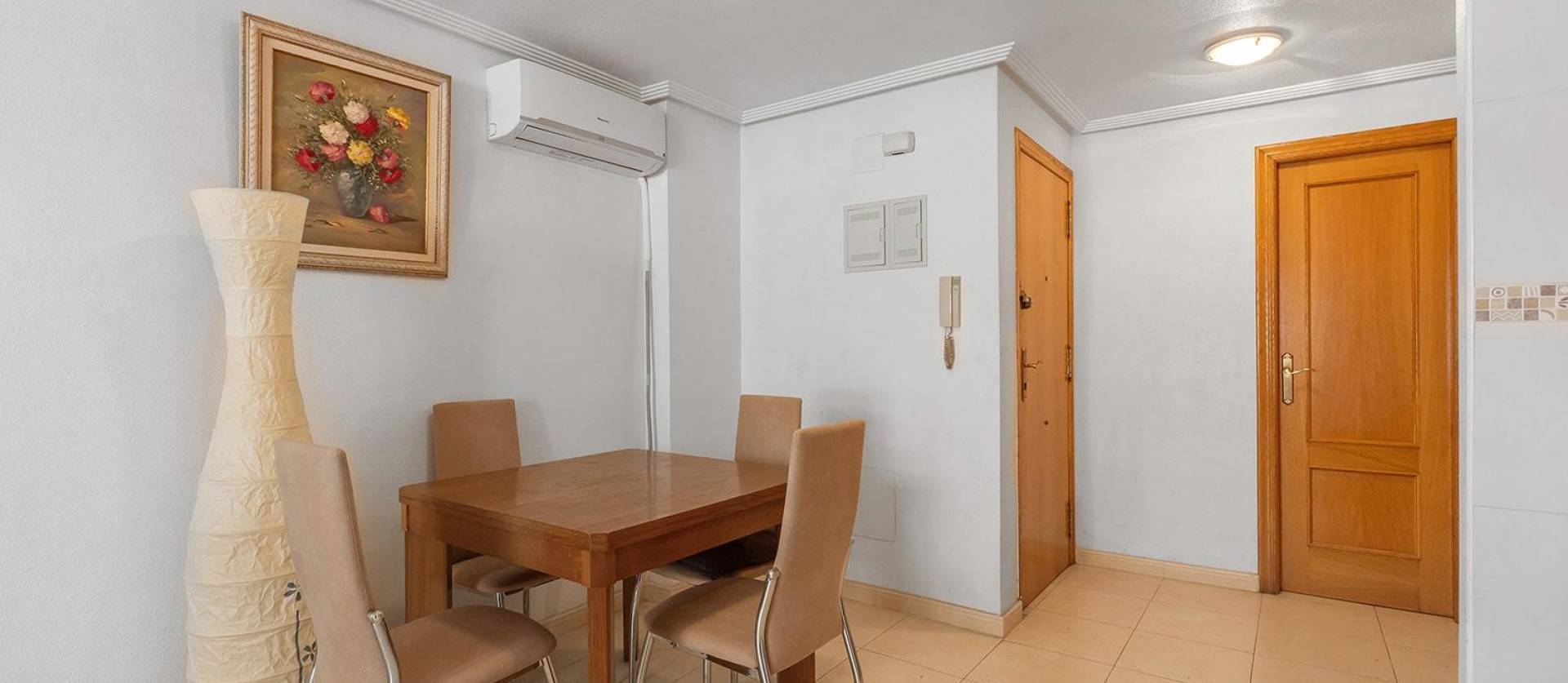 Sale - Apartment - Torrevieja - Centro