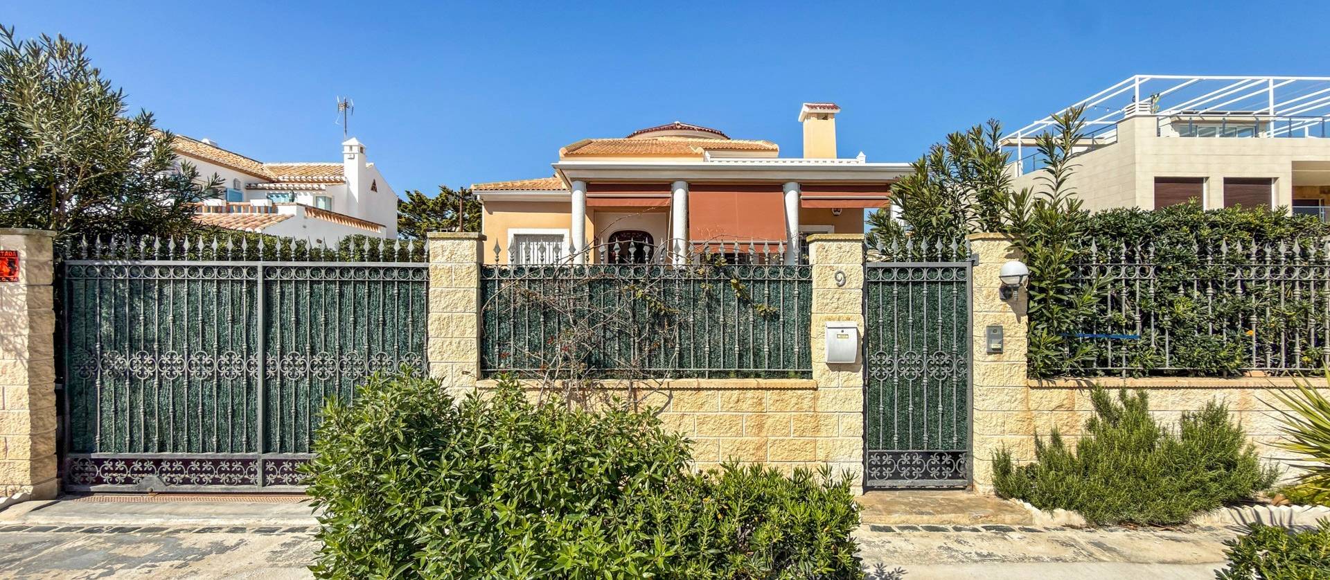 Bestaande woningen - Villa - Torrevieja - La Mata