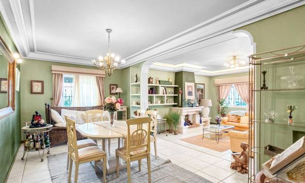 Bestaande woningen - Villa - Torrevieja - La Mata