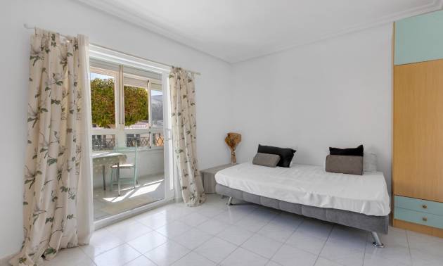 Venta - Apartment - Torrevieja - La Mata