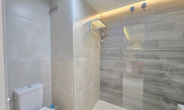 Sale - Apartment / Flat * - Orihuela Costa * - Punta Prima *