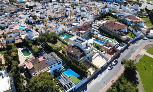 Sale - Villa - Torrevieja - Los balcones