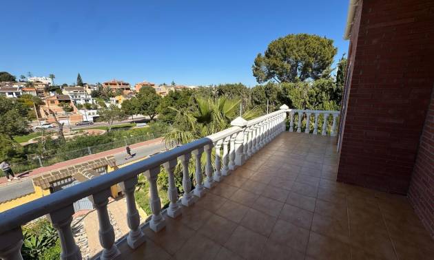 Sale - Villa - Torrevieja - Los balcones