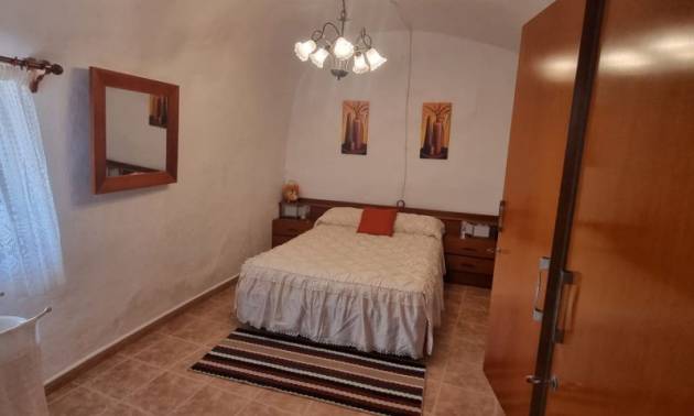 Sale - Country House - Hondón de las Nieves