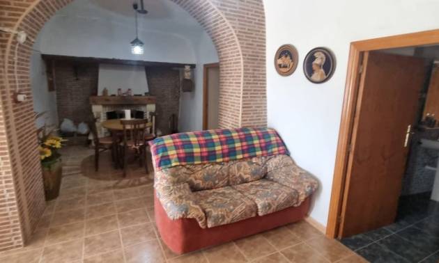 Sale - Country House - Hondón de las Nieves