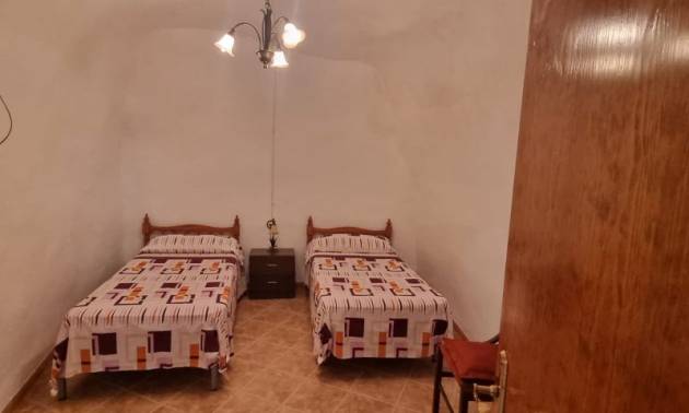 Sale - Country House - Hondón de las Nieves
