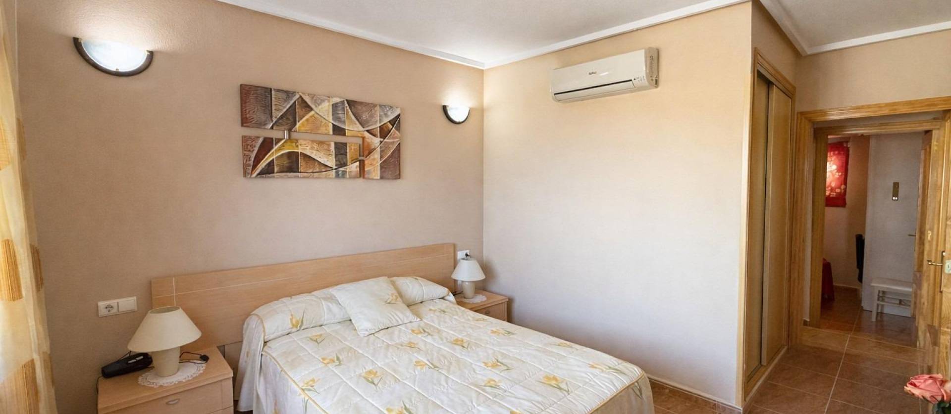 Sale - Apartment - Torrevieja - Centro
