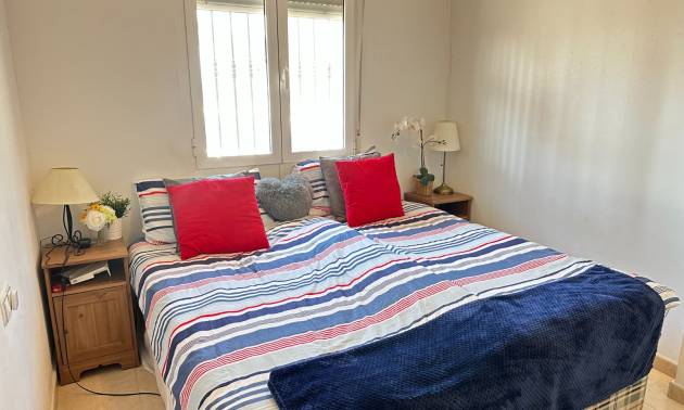 Sale - Apartment - Jacarilla