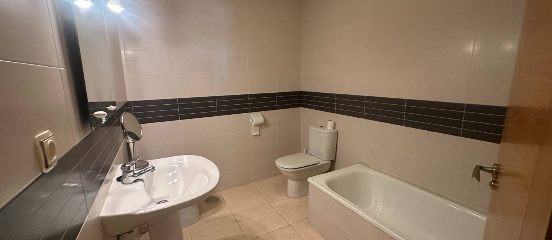 Sale - Apartment - Jacarilla
