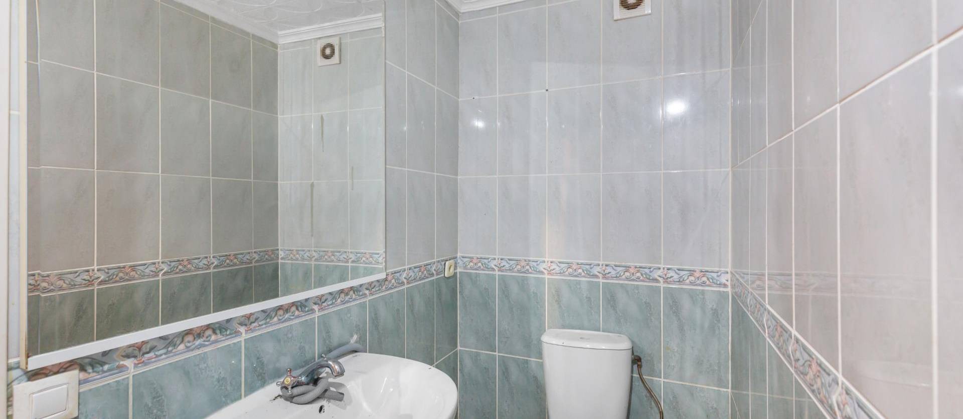 Sale - Apartment - Torrevieja - Centro - Muelle Pesquero