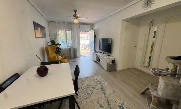 Bestaande woningen - Bungalow - Torrevieja - La Siesta - El Salado - Torreta