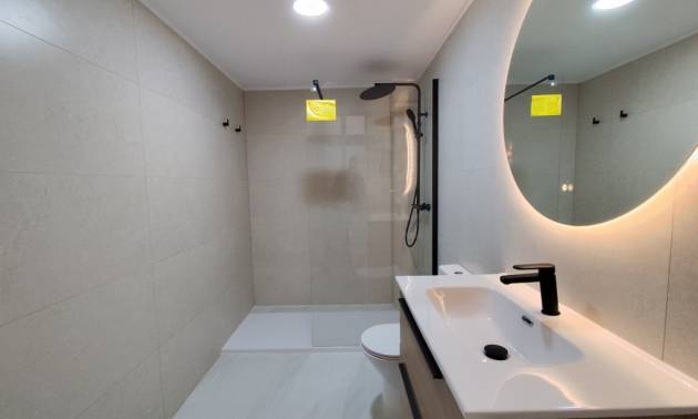 Sale - Apartment - Torrevieja