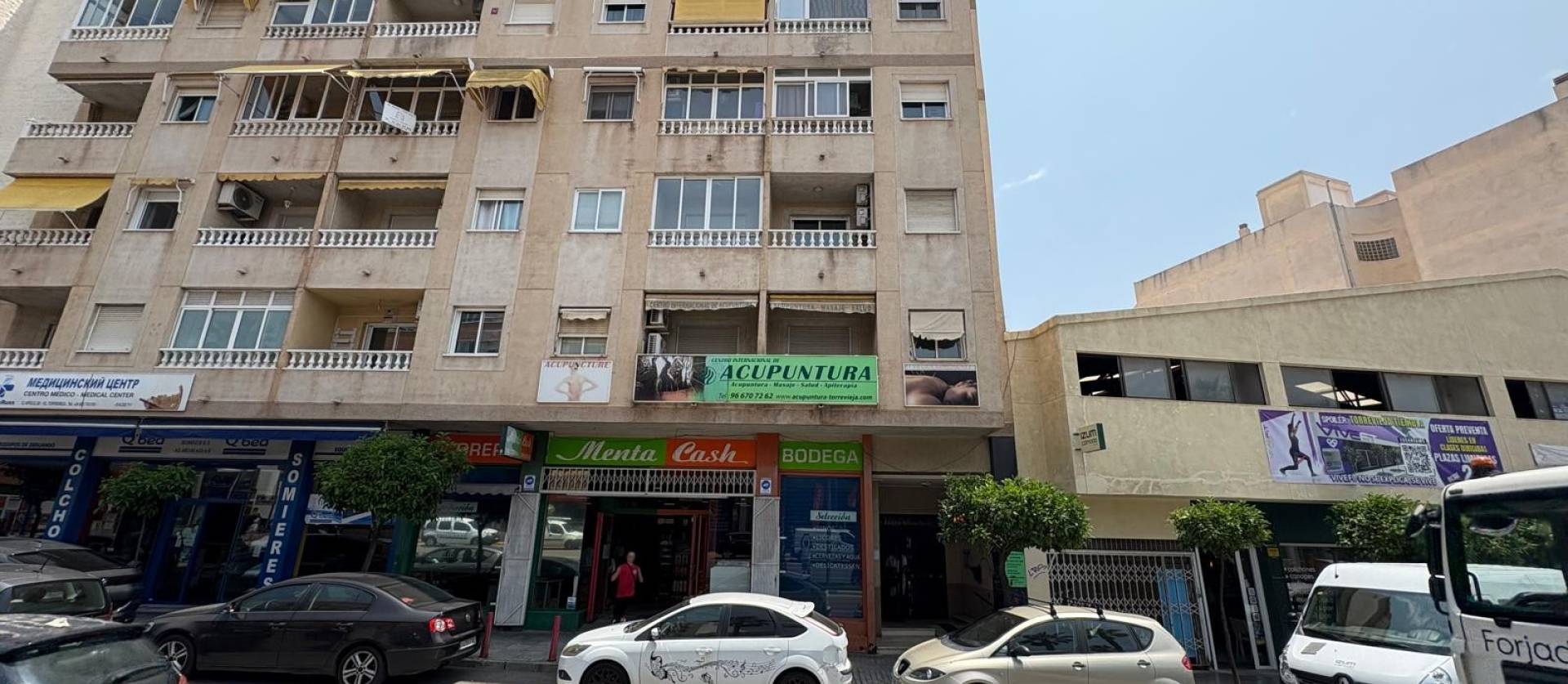 Sale - Apartments - Torrevieja - Centro