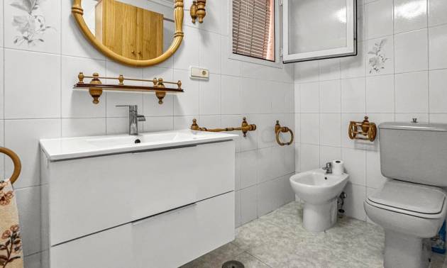 Sale - Apartment - Torrevieja - Playa de los Locos