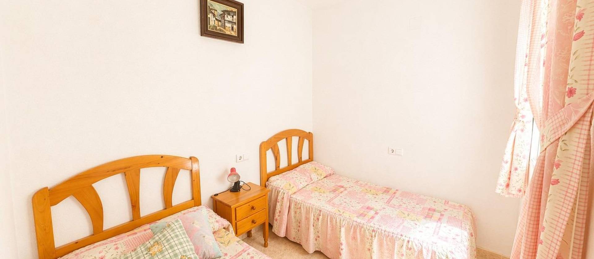 Sale - Apartment - Torrevieja - Centro