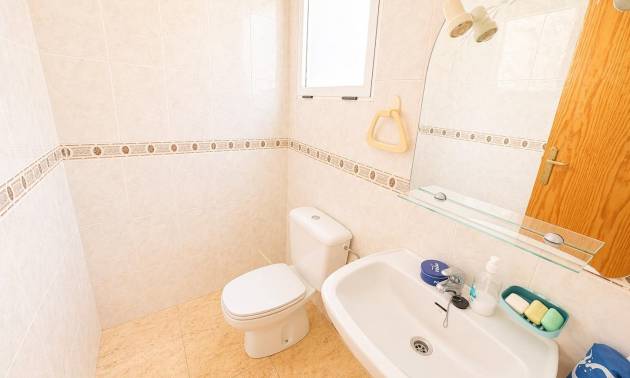 Sale - Apartment - Torrevieja - Centro