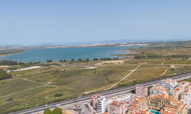 Sale - Apartment - Torrevieja - La Mata
