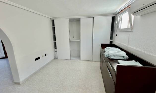 Sale - Villa - Ciudad Quesada - Urbanizaciones