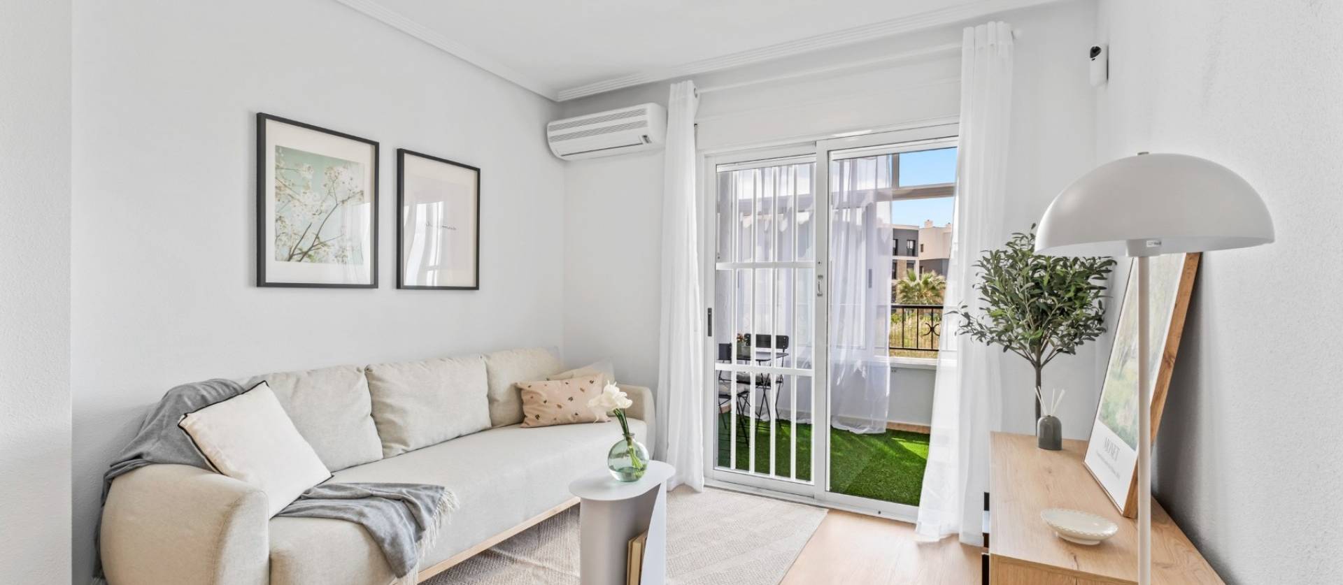 Sale - Apartment - Orihuela Costa - La Florida
