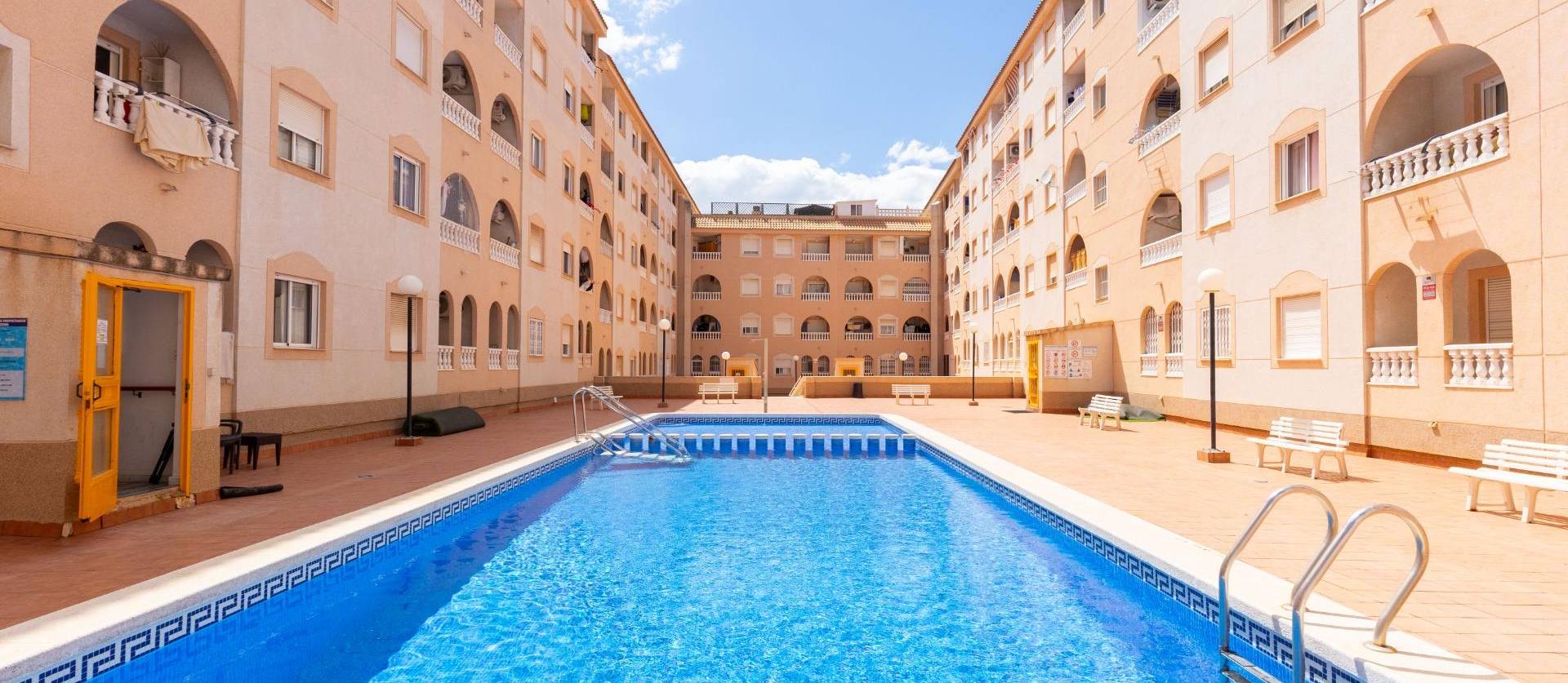 Sale - Apartment - Torrevieja - Estacion de autobuses
