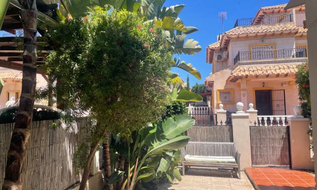 Sale - Villa - Orihuela Costa - La Regia