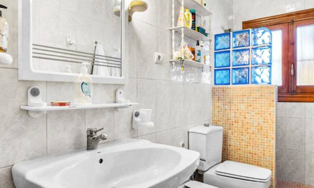 Sale - Villa - Torrevieja - Los Balcones